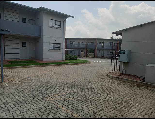 2 BEDROOM SECTIONAL TITLE FOR SALE IN RYNFIELD